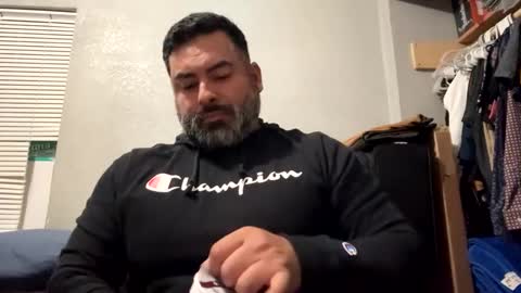 Snapshot of suavecito67 chatting on February 4, 7:40 am suavecito67 online show from February 4, 7:40 am