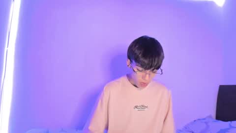 nico online show from December 4, 5:05 pm