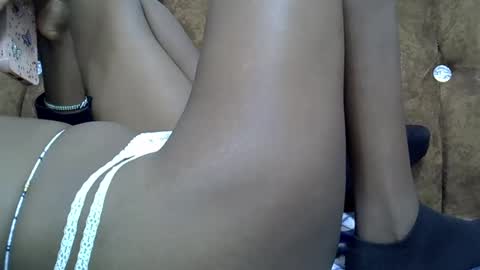 submissive_slut001 online show from January 15, 5:47 pm