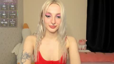 Chloe online show from February 14, 3:37 pm