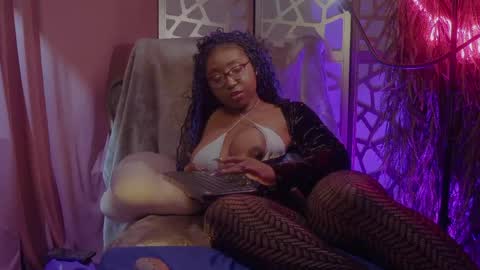 Succubus RoseMilk online show from April 23, 4:31 am