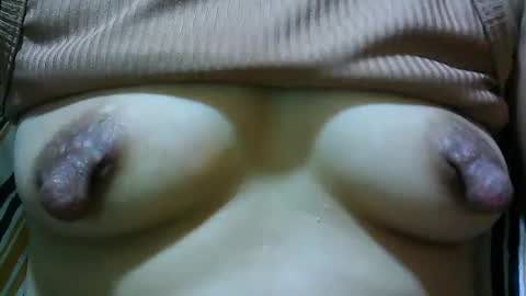 suckable_leigh online show from July 12, 8:45 pm