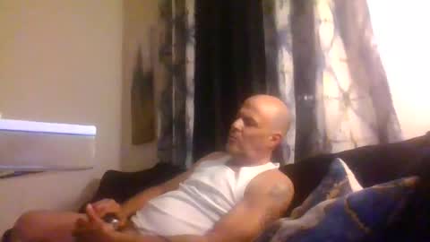 SUCKITU812 online show from January 12, 4:30 am