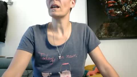 sucrette5629 online show from March 8, 8:51 am