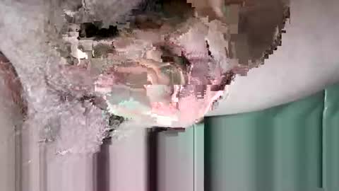 Snapshot of suesser0009 chatting on September 15, 12:39 pm Martin sweetboy online show from September 15, 12:39 pm