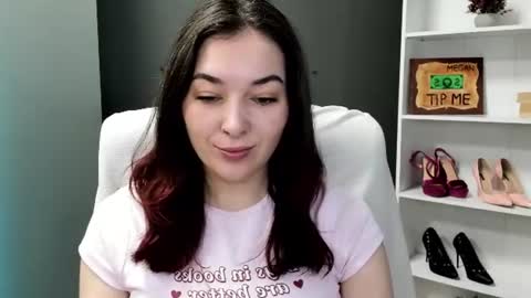 Megan online show from June 18, 6:41 am