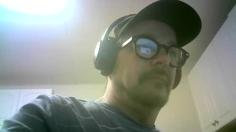 Teddybear Richard online show from July 12, 11:41 pm