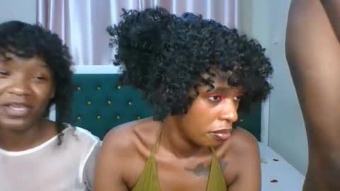 sugarboogers_ online show from February 16, 8:56 am