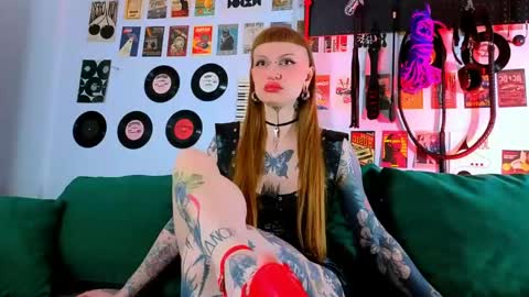 sugarsoot online show from May 3, 5:46 am