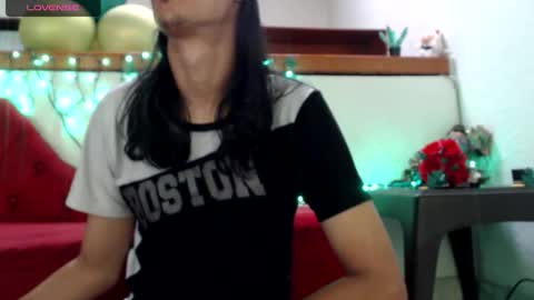 suggabrown_ online show from March 23, 3:17 pm