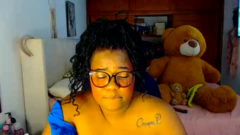 Cami   Back in 2 hours online show from May 30, 5:06 am