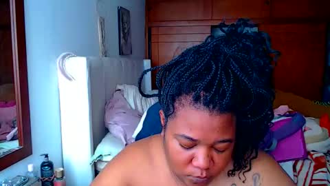 Cami   Back in 2 hours online show from May 28, 11:41 am