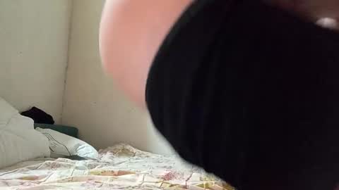 Unknown online show from October 17, 11:42 pm