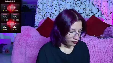    online show from September 8, 10:42 pm