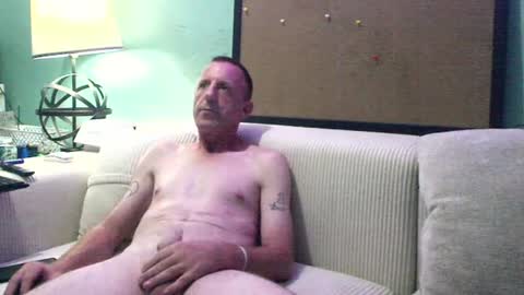 sum4u2see43 online show from August 2, 7:54 am
