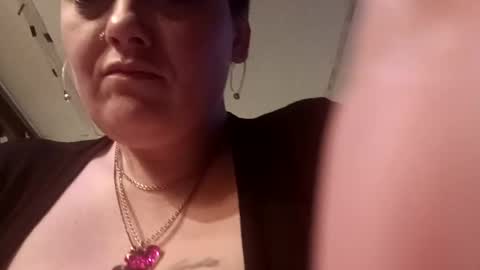 Summer Divine online show from February 22, 5:02 pm