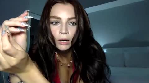 Summer online show from October 4, 5:05 am