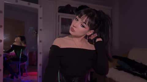 Miss Nelly online show from January 16, 8:07 pm