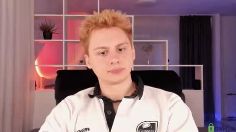 Emilio online show from July 18, 5:59 pm