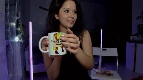 Amy online show from January 2, 10:33 pm