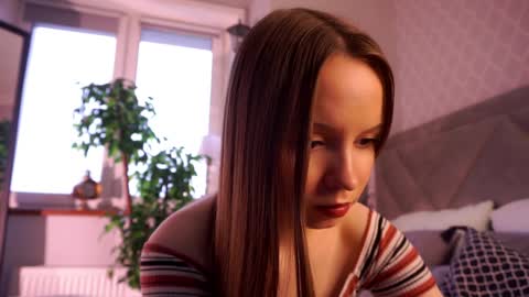 Hello My name is Mary nice to meet you  Telegram cuuutekitten online show from October 27, 8:25 am