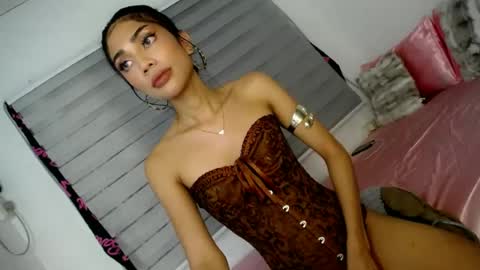 sunny_sexie online show from July 9, 4:55 pm