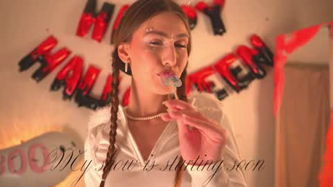 Alice online show from December 6, 7:04 am