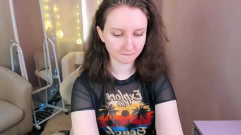 Alice online show from March 22, 8:29 am