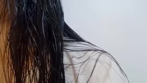 Annie online show from November 18, 5:16 pm