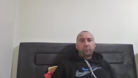 super42835015 online show from January 4, 5:47 pm