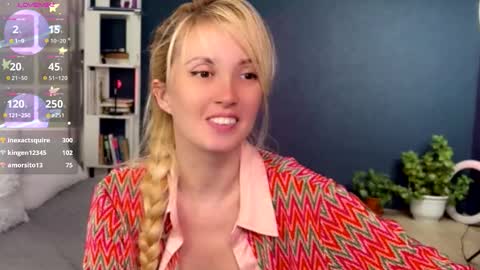 Snapshot of super_peach_stream chatting on September 18, 5:17 pm ANNApvt open full info in bio online show from September 18, 5:17 pm