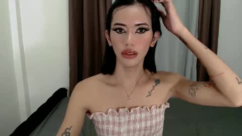 Erica Help me to reach my goal Superhotbabe1 online show from February 17, 5:34 pm