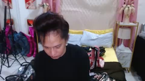 superhotregie online show from February 12, 3:10 am