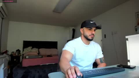 supermanboyxxl online show from April 24, 5:42 am