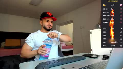 supermanboyxxl online show from April 23, 6:21 am