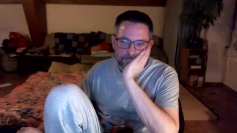 supersquirrel81 online show from February 17, 9:36 pm