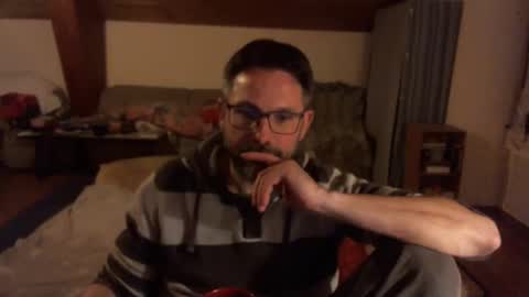 supersquirrel81 online show from November 6, 10:13 pm