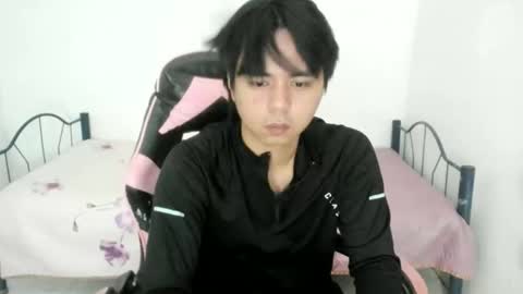 supr4m0 online show from November 19, 10:36 am