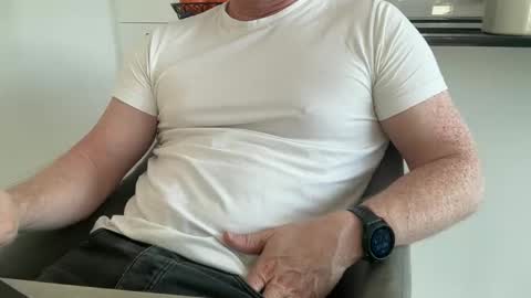 surfstar81 online show from January 7, 9:58 am