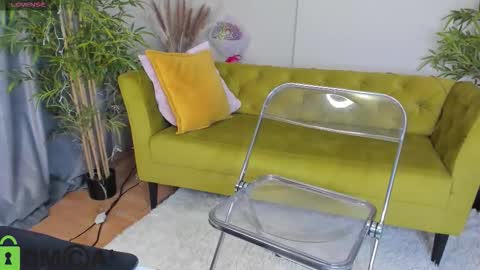 Annie online show from December 22, 1:34 am