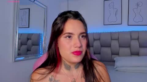 Susan online show from December 17, 9:10 pm