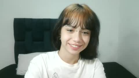 susana_petite420 online show from January 31, 6:57 am