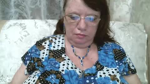SusanaAhSun online show from August 4, 11:50 am