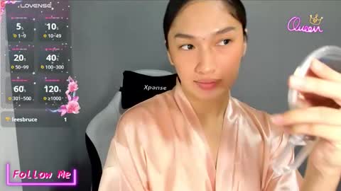Kel  online show from May 29, 3:10 pm