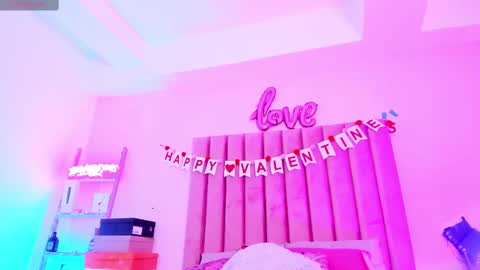 Sussan Nicole  online show from February 17, 6:17 pm