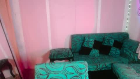 susy online show from August 2, 1:07 am