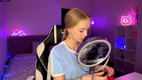 Jessica online show from March 23, 1:27 pm