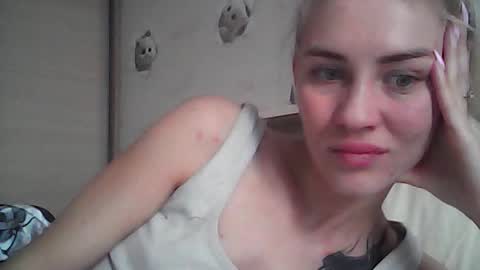 Suzie Jenny online show from June 26, 9:15 am