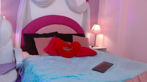 Susy  online show from March 12, 9:07 pm