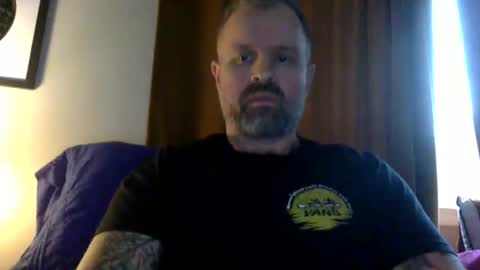 svnny222 online show from March 4, 7:00 pm